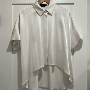 Alice + Olivia Classic White Top - Small/Petite